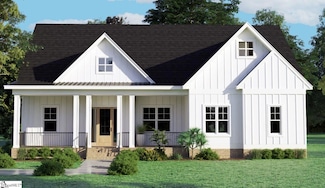 3 Halowell Ln, Travelers Rest, SC 29690