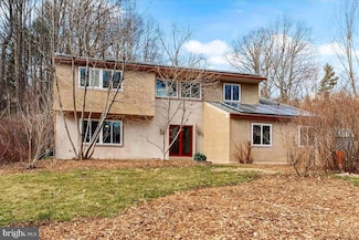 716 S Roberts Rd, Bryn Mawr, PA 19010