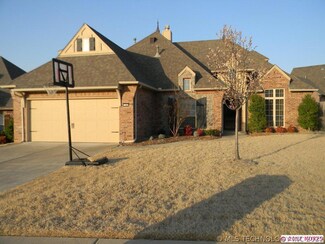900 W Fargo Dr, Broken Arrow, OK 74012