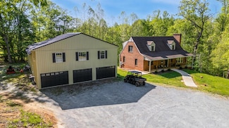 1132 Bancroft Ln, Goode, VA 24556