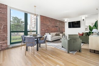 42 8th St Unit 4114, Boston, MA 02129
