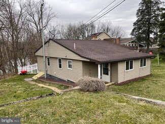 9 Berkley Park Rd, Reading, PA 19605