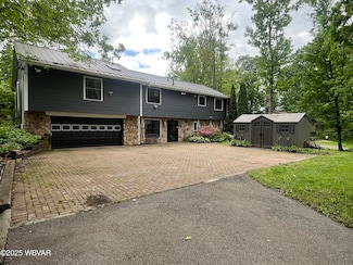 672 Old Cement Rd, Montoursville, PA 17754