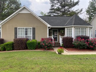 6866 Brittany Place, Pinson, AL 35126