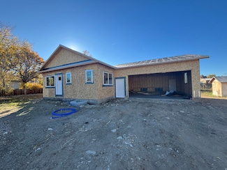 220 E 200 S, Mount Pleasant, UT 84647