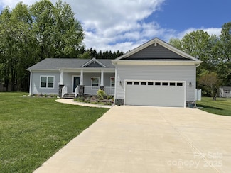 1119 Balls Creek Rd, Claremont, NC 28610