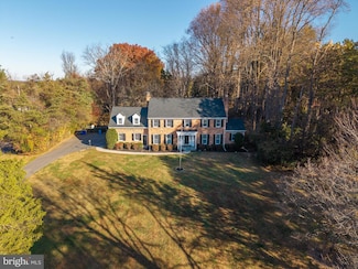 5709 Foggy Ln, Derwood, MD 20855