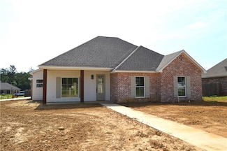 4486 Hathern Dr, Pineville, LA 71360