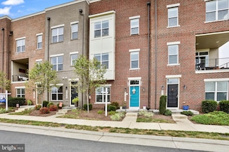 21077 Ashburn Heights Dr, Ashburn, VA 20148