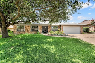 7113 Greenhill Trail, North Richland Hills, TX 76182