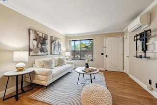 213 Ladera Plaza Unit 13, Union City, CA 94587
