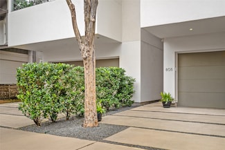 805 Branard St, Houston, TX 77006