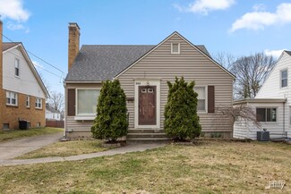 255 Holmdene Blvd NE, Grand Rapids, MI 49503