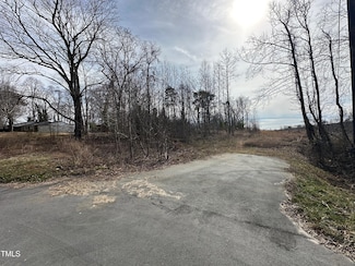 4965 Lyman Rd, Winston Salem, NC 27105