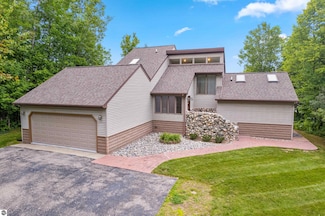 7380 Shellenbarger Rd, Hale, MI 48739
