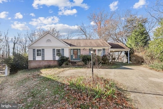 7013 Stone Mill Place, Alexandria, VA 22306