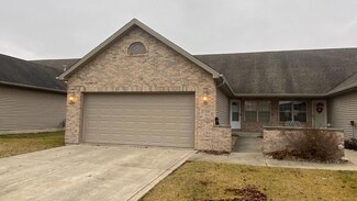 10358 Pike St, Crown Point, IN 46307