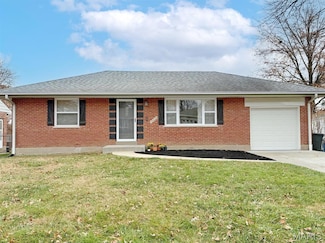 8314 Horst Dr, Saint Louis, MO 63123