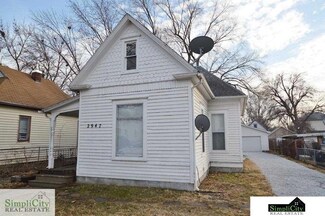 2947 Dudley St, Lincoln, NE 68503
