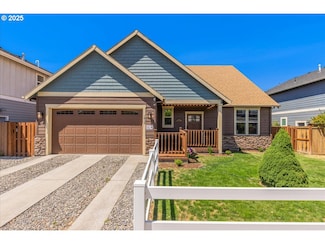 1832 4th St, Hood River, OR 97031