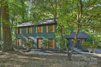 7024 Pleasant Dr, Charlotte, NC 28211