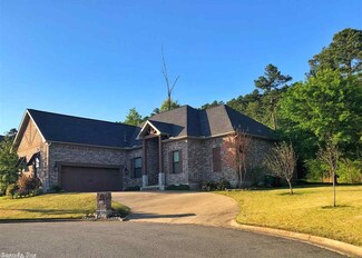 11 Ridge Oak Cove, Little Rock, AR 72223