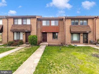 5843 Hunt Hill Dr, Elkridge, MD 21075