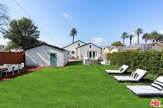 1166 S Windsor Blvd, Los Angeles, CA 90019