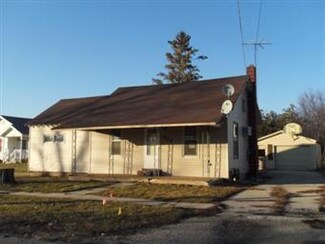 430 Clark St, Paw Paw, IL 61353