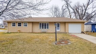 301 E 5th St, Huxley, IA 50124