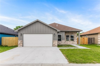 2513 Luzius Dr, Corpus Christi, TX 78418
