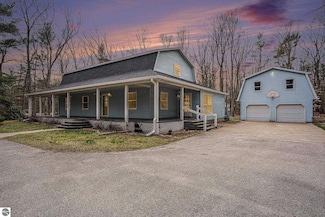 4676 W Mcmillan Rd, Muskegon, MI 49445