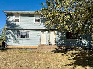 6322 Appomattox Rd, Davenport, IA 52806