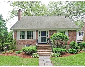 271 Prospect Hill Rd, Waltham, MA 02451
