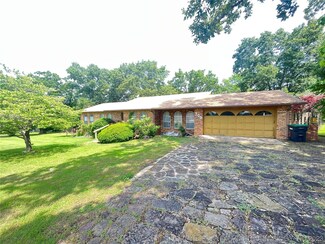 709 E Ross St, Tahlequah, OK 74464