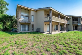 713 Olde Camelot Cir Unit 3303-4, Haines City, FL 33844