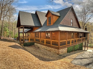 115 Coldwater Creek Dr, Mineral Bluff, GA 30559