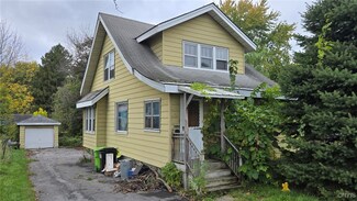 1905 Brewerton Rd, Syracuse, NY 13211