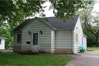 201 Franklin Ave, Ames, IA 50014