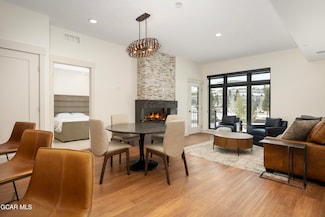 144 Ski Idlewild Rd Unit 3304, Winter Park, CO 80482