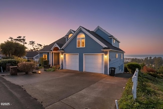 990 NW Highland Cir, Waldport, OR 97394