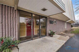 5860 Cresthaven Ln Unit 3D, Toledo, OH 43614