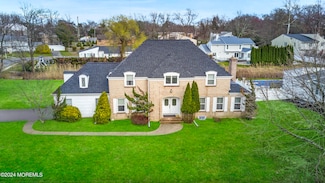 5 Wenning Ct, Oakhurst, NJ 07755