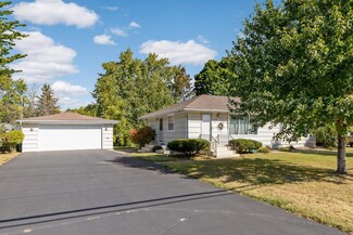 6516 68th Ave N, Brooklyn Park, MN 55428