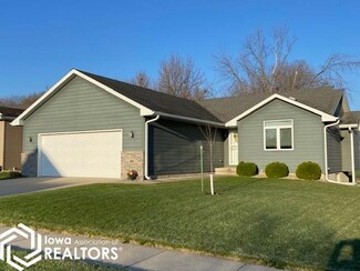 604 Pine Brooke Dr, Clear Lake, IA 50428