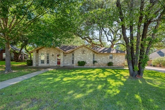 6320 Circo Dr, Granbury, TX 76049