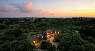 160 Madaket Rd, Nantucket, MA 02554