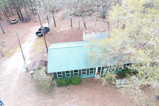97 Stump Knocker Rd, Branchville, SC 29432