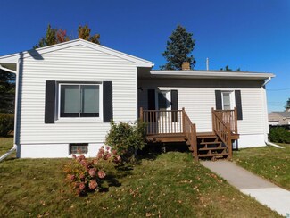 611 2nd St, Duluth, MN 55810