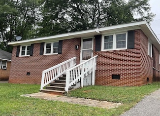 121 Norris Ct, Spartanburg, SC 29306